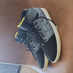 Air Jordan 1 Retro 99